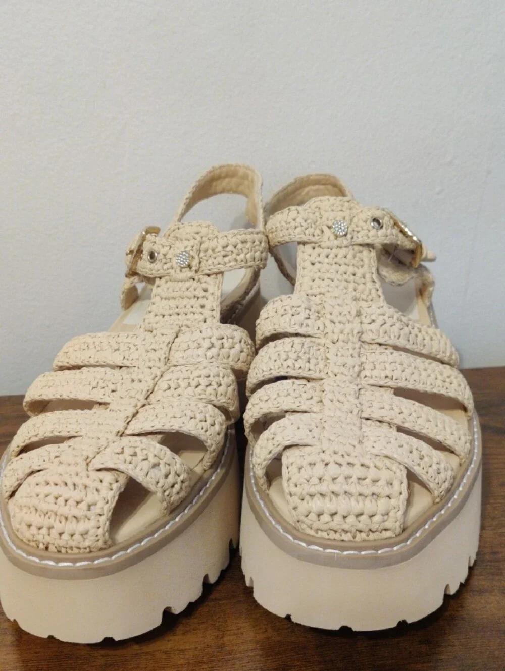 Dolce Vita Cream Woven Platform Sandals - Picture 3 of 16